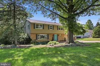 2031 Hollywood Parkway, York, PA 17403 - Photo 1