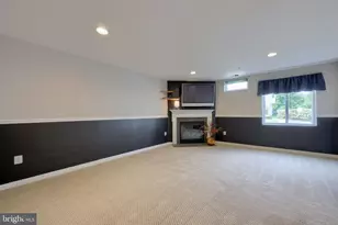 1288 Elderslie Ln, York, PA 17403 - Photo 9