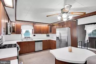 1287 W Springfield Rd, Seven Valleys, PA 17360 - Photo 19