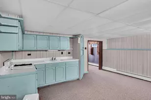 1287 W Springfield Rd, Seven Valleys, PA 17360 - Photo 43