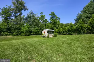 888 Country Ln, York, PA 17406 - Photo 39