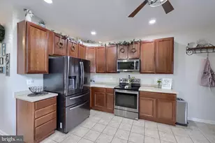 2780 Quaker Ct, York, PA 17408 - Photo 7