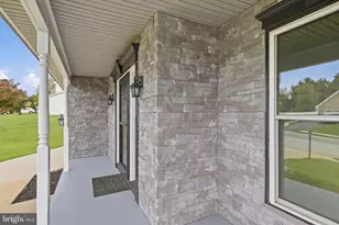 75 Lee St, Stewartstown, PA 17363 - Photo 7