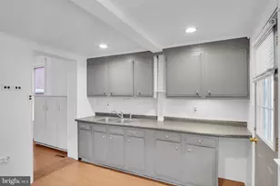 967 E King St, York, PA 17403 - Photo 11