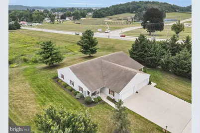 1411 Chami Drive, Spring Grove, PA 17362 - Photo 3