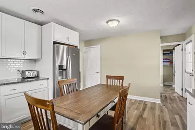 33 N Queen Street, Dover, PA 17315 - Photo 11