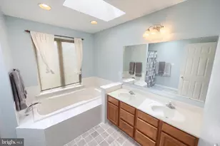 95 Colonial Dr, Hanover, PA 17331 - Photo 15