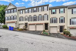 2705 Equestrian Dr, York, PA 17402 - Photo 3