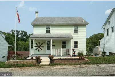 81 W Pennsylvania Avenue, Yoe, PA 17313 - Photo 1