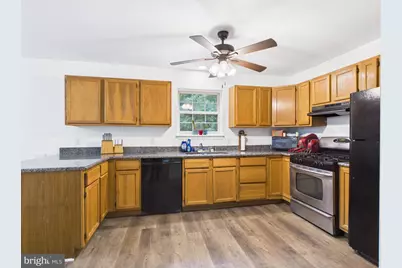 200 Canary Circle, York, PA 17404 - Photo 9