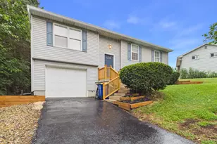 200 Canary Cir, York, PA 17404 - Photo 5