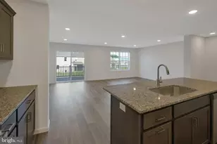 381 Florida Ave, Etters, PA 17319 - Photo 7