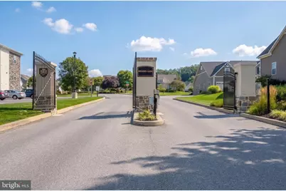 1010 Crest Way #402, York, PA 17403 - Photo 29