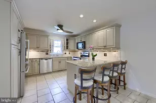 740 Chesterbrook Dr, York, PA 17406 - Photo 9