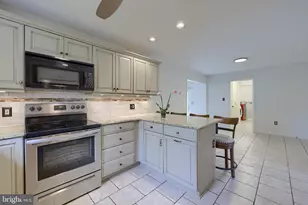 740 Chesterbrook Dr, York, PA 17406 - Photo 11