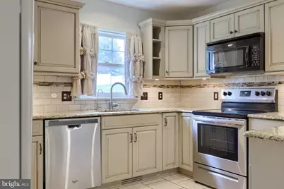 740 Chesterbrook Drive, York, PA 17406 - Photo 13