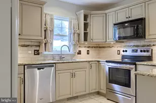 740 Chesterbrook Dr, York, PA 17406 - Photo 13
