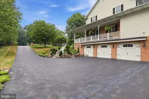 1709 Country Manor, York, PA 17408 - Photo 7