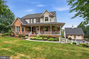 1709 Country Manor, York, PA 17408 - Photo 9