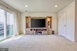 7937 Erinvale Ln, Seven Valleys, PA 17360 - Photo 9