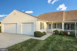 1403 Chami Dr, Spring Grove, PA 17362 - Photo 3