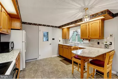 13079 Center Road, Stewartstown, PA 17363 - Photo 9