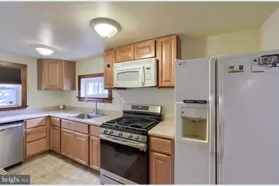 429 N Pleasant Avenue, Dallastown, PA 17313 - Photo 7
