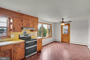 130 W Highland Ave, Spring Grove, PA 17362 - Photo 7