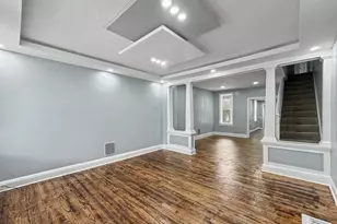 832 E Philadelphia St, York, PA 17403 - Photo 5
