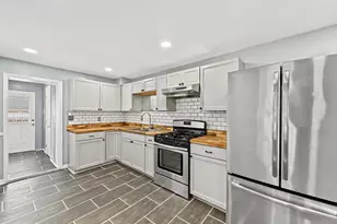832 E Philadelphia St, York, PA 17403 - Photo 11