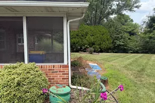 2329 Redwood Rd, York, PA 17408 - Photo 5