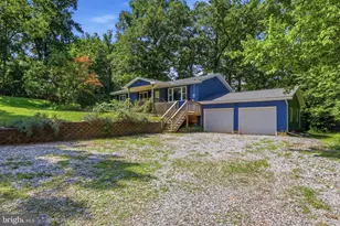 180 Kennedy Ln, Etters, PA 17319 - Photo 1