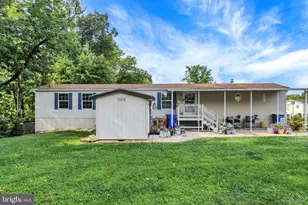 223 Waldorf Dr, York, PA 17404 - Photo 3