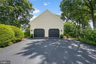 2247 Spangler Cir, York, PA 17406 - Photo 59