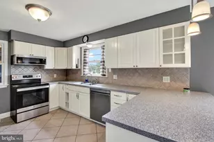 58 Main St, Yorkana, PA 17406 - Photo 7
