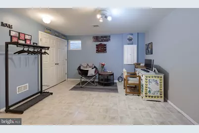 2762 Hunters Crest Drive, York, PA 17402 - Photo 17