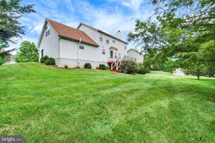 2236 Bernays Dr, York, PA 17404 - Photo 27