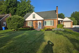 220 Edgewood Rd, York, PA 17402 - Photo 1