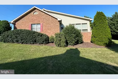 49 Hillside Road, Hanover, PA 17331 - Photo 3