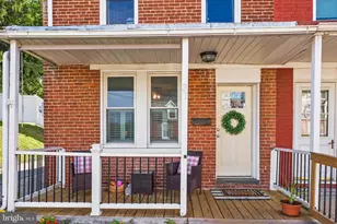 37 N Lee St, Hellam, PA 17406 - Photo 3