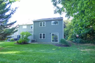512 Kensington Ct, York, PA 17402 - Photo 3