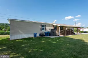 133 Rain Dove Dr, Red Lion, PA 17356 - Photo 3