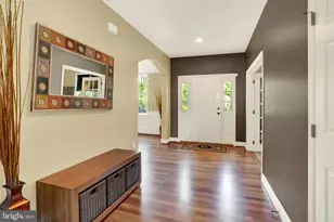 804 Stonybrook Ln, Lewisberry, PA 17339 - Photo 3