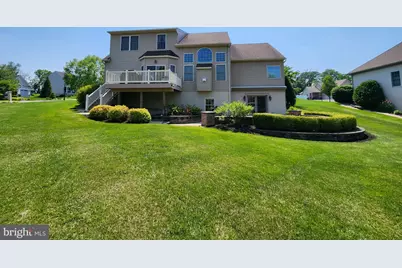 1213 Winterberry Drive, York, PA 17406 - Photo 5
