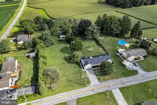 5631 Lischeys Church Rd, Spring Grove, PA 17362 - Photo 7