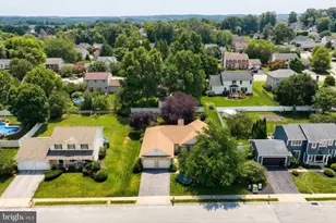 2874 Sparrow Dr, York, PA 17408 - Photo 5