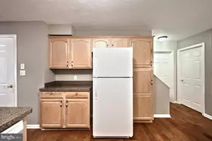 3581 Mark Dr, York, PA 17402 - Photo 7