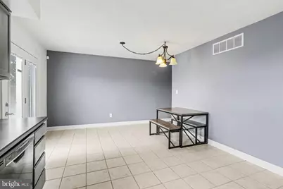 217 Georgetown Circle, Hanover, PA 17331 - Photo 7
