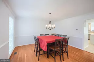 1915 Oak Hills Dr, Hanover, PA 17331 - Photo 9