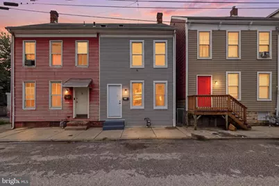 715 E Clarke Avenue, York, PA 17403 - Photo 1